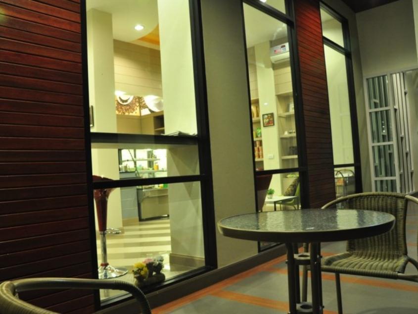 The Mondrian Khon Kaen Apartment Екстериор снимка