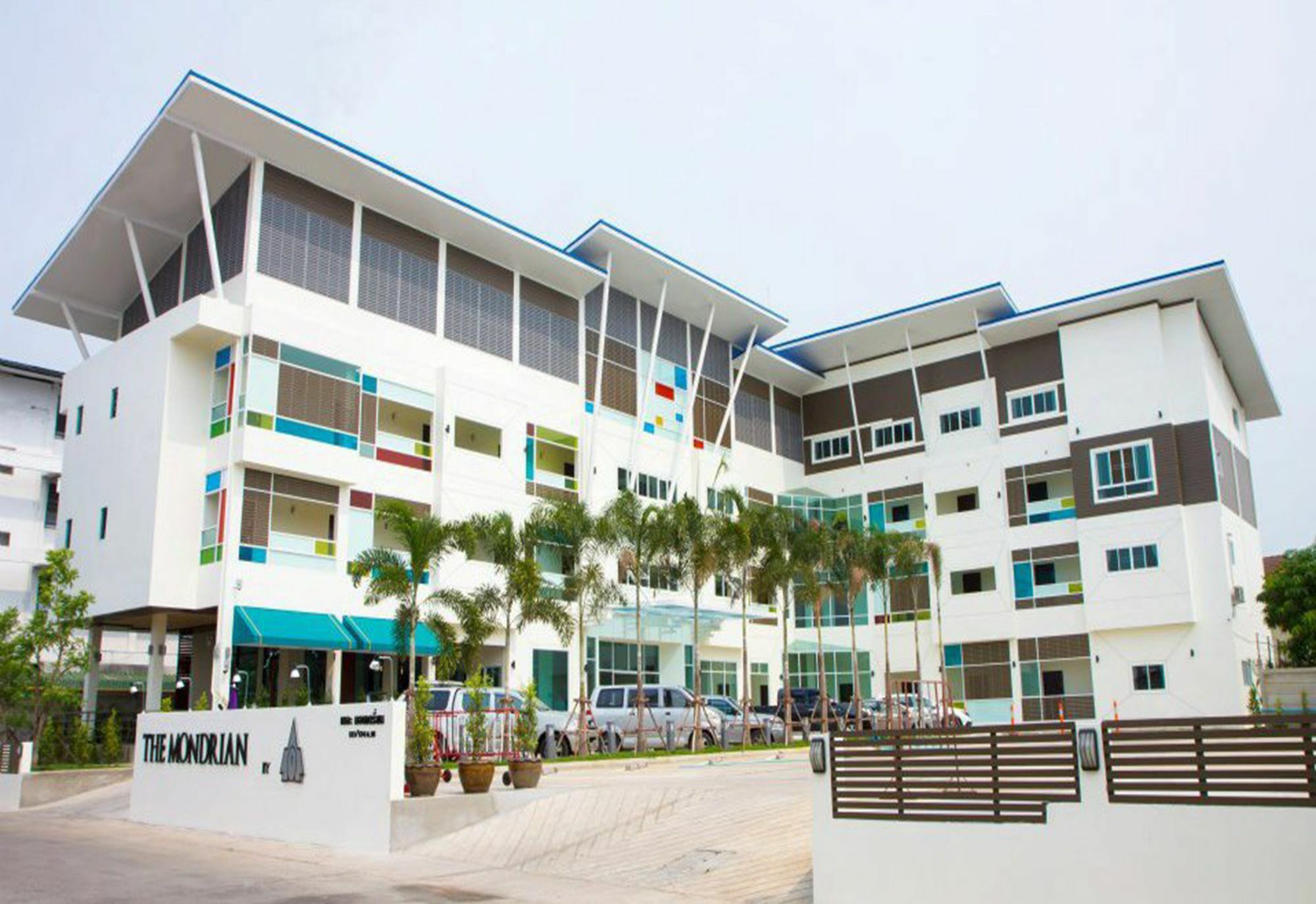 The Mondrian Khon Kaen Apartment Екстериор снимка